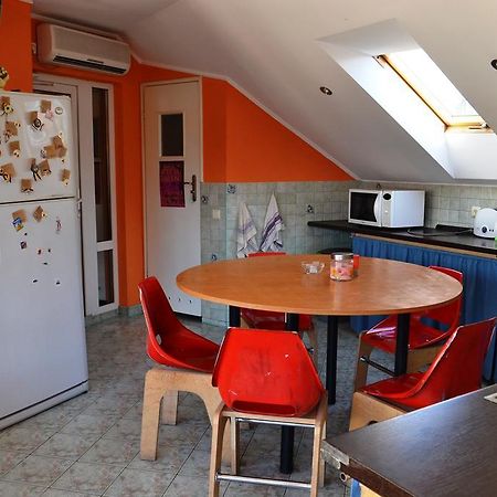 Wanted Hostel Львов Экстерьер фото