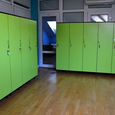 Wanted Hostel Львов Экстерьер фото