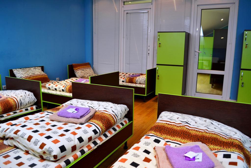 Wanted Hostel Львов Экстерьер фото