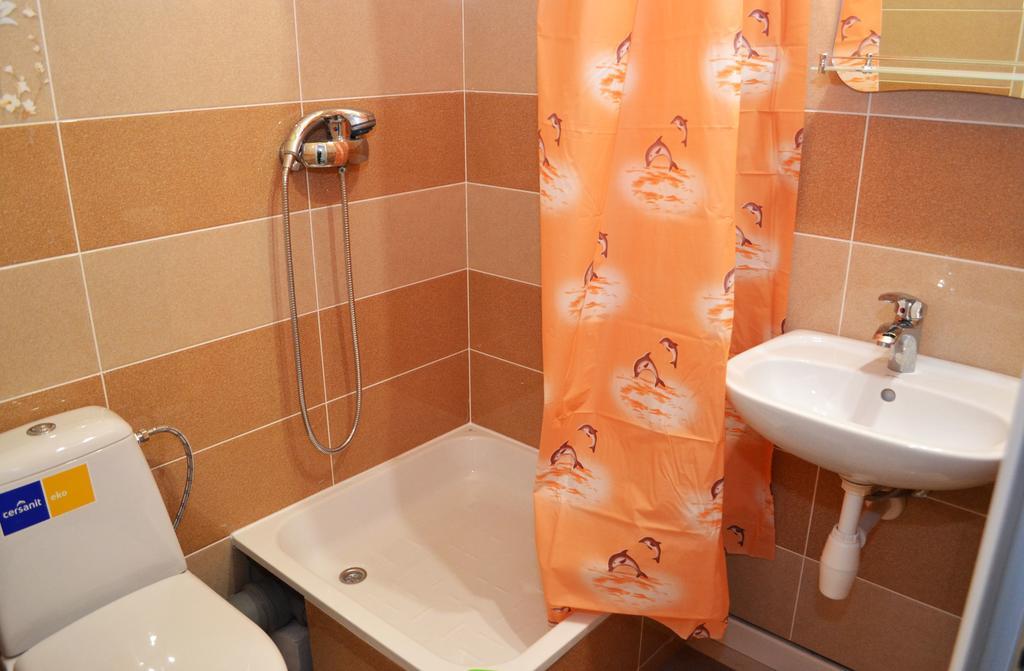Wanted Hostel Львов Экстерьер фото